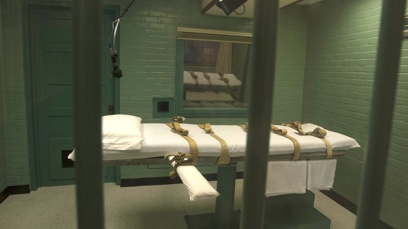 Jižní Karolína má málo smrtících injekcí, zavádí popravy zastřelením